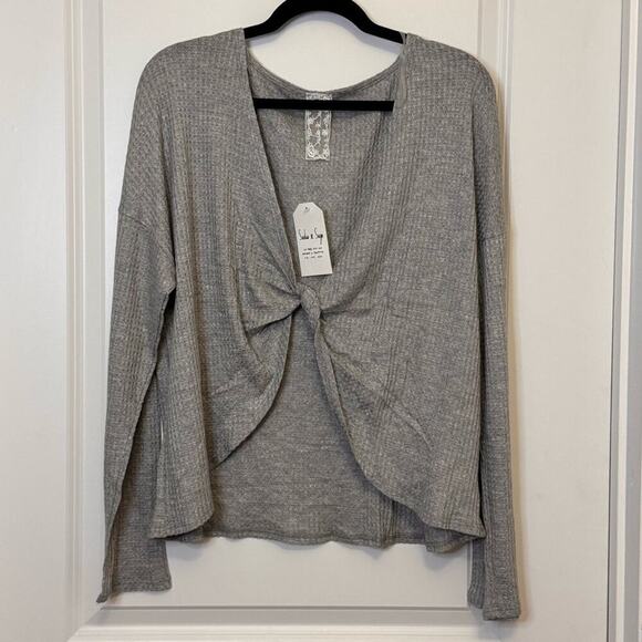 Sadie & Sage Tops - Sadie & Sage Gray Twist Front Long Sleeve Blouse